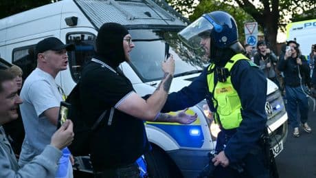Royaume-Uni: à Epping, de nouvelles tensions concernant l'accueil des demandeurs d'asile
