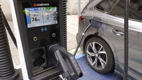 La venta de coches 100% eléctricos se duplican en mayo por las ayudas públicas