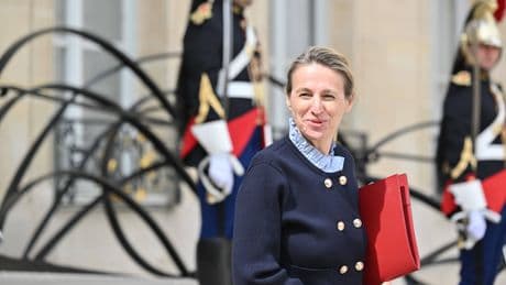 Pour doper l'emploi des seniors, une nouvelle campagne lance un message fort, mais avec un budget limité