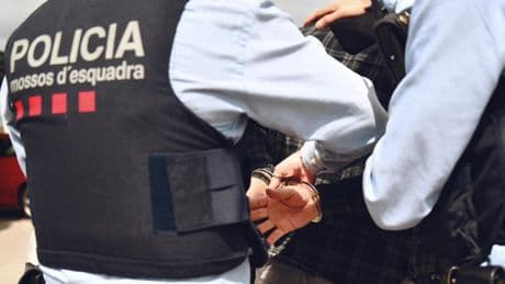Detenido un médico de Salt por una supuesta agresión sexual a una paciente