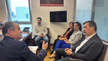 EMEP işçilerin kanun teklifi için mecliste görüşmeler yaptı | ‘Meclis işçilerin çağrısına kayıtsız kalmamalı’