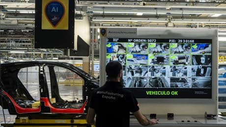 Las fábricas españolas de Renault, a cubierto y pioneras en la IA