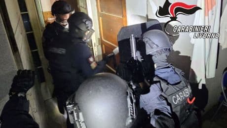 Arresti per spaccio a Livorno: tra gli indagati anche un tunisino coinvolto nell'omicidio Magina