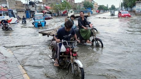 Pakistan restores electricity and reopens roads in areas where floods killed over 300