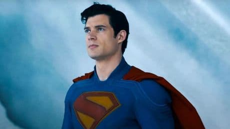 Superman: el agotador intento de contar todo a la vez en todas partes (**)