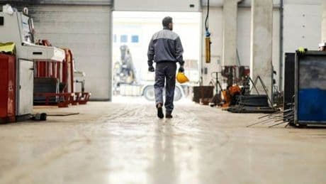 El número de inmigrantes en la industria vasca se duplica durante la última década