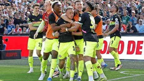 Valentijn Driessen: ’PSV’ers moeten zich na historische zege in De Kuip nog meer schamen’