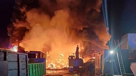 Huge fire rips through warehouse with smoke seen for miles across south London