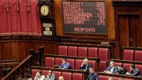 Cinque mozioni diverse, il "campo largo" cade anche sulla politica estera