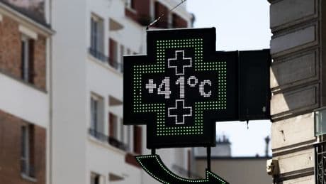 DIRECT. Canicule: 12 départements placés en vigilance rouge ce lundi, 41 en alerte orange