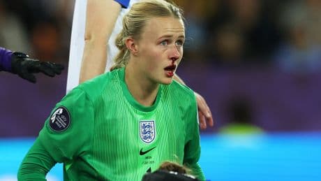 Who is Hannah Hampton? England goalkeeping hero filling Mary Earps’ gloves at Euro 2025