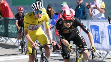 Tour de France : en vidéo, le combat Vingegaard-Pogacar dans l’effervescence du Mont Ventoux