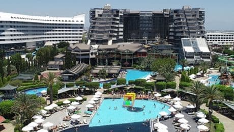 Turizmde 'haftalık tatil kararı' ne getirecek?