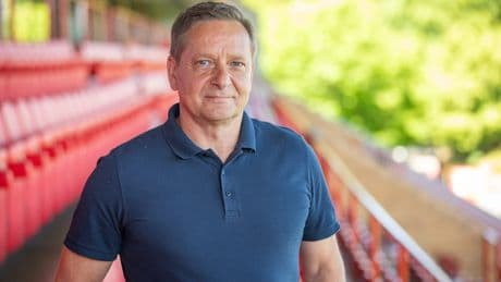 Bundesliga-Millionen fließen ins Ausland - Union-Boss Heldt schlägt Transfer-Alarm
