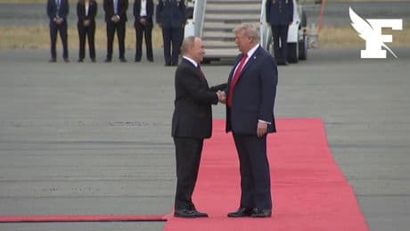 Les premières images de la rencontre Trump-Poutine en Alaska