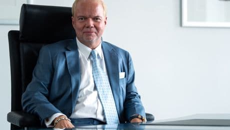 Hannover: Arbeitsagentur verklagt Utz Claassens Firma Syntellix