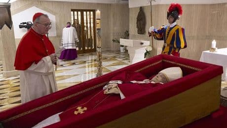 Papa Francisco  Última hora de su muerte, féretro, funeral y candidatos a su sucesión, en directo