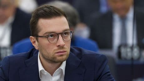 RN : Bardella réclame à Macron une « dissolution » ou sa « démission »