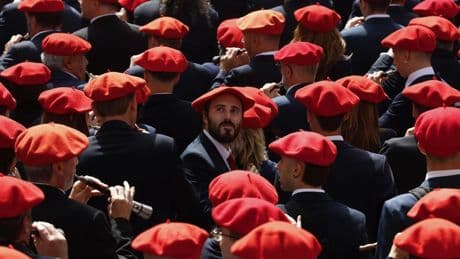 Los Sanfermines 2025 arrancan con un chupinazo solidario con Palestina: el tradicional frenesí toma Pamplona un año más