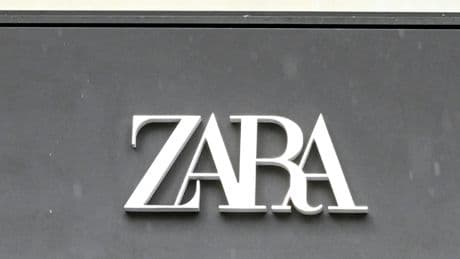 Zara sommée par le régulateur britannique de retirer des images de mannequins trop maigres