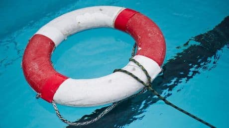 Tödlicher Badeunfall: Mädchen in Frankfurter Freibad ist ertrunken