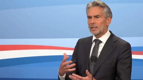 Schoof eerlijk na confrontatie over kabinetsval: ‘Heeft u spijt?’