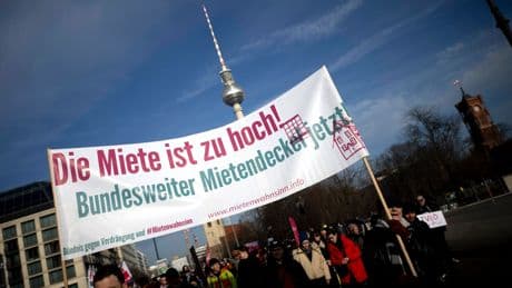 Hubertz will Mietpreisbremse ausweiten : Bauministerin will Baukosten für Wohngebäude halbieren