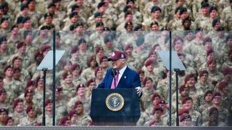 Trump: Europa debe "hacer algo" con la inmigración "antes de que sea demasiado tarde"