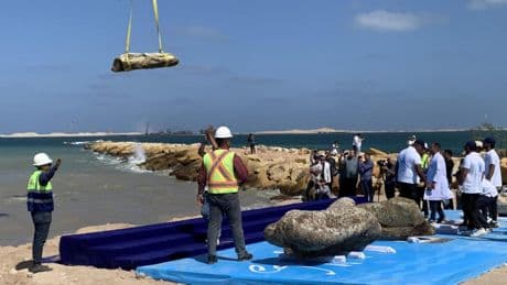 Egipto rescata esfinges y otros tesoros de una ciudad de 2.000 años sumergida frente a Alejandría