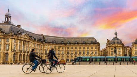 «J’ai perdu 30% de mon salaire» : ces cadres prêts à sacrifier leur carrière pour fuir Paris