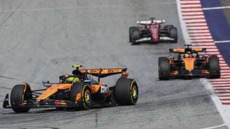 F1, a Norris il duello in casa McLaren in Austria. Leclerc e Hamilton 3° e 4°