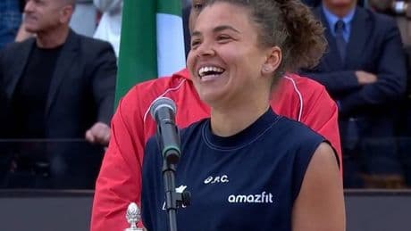 <p>&quot;Non mi sembra vero, ero qui da bambina&quot;: Paolini, l'emozione e il ringraziamento speciale</p>