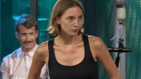 Rolf Schrader, la supermodelo española que regala ropa barata a Broncano: «Esperaba algo de marca»