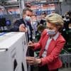 Uniek: EU-leider Von der Leyen moet zich verweren tegen motie van wantrouwen over corona-sms’jes
