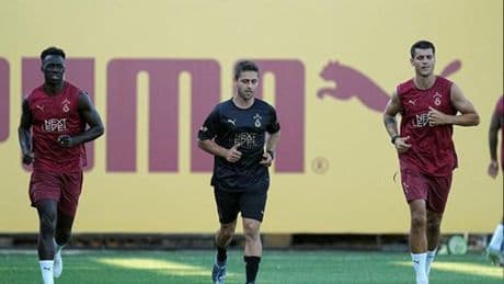 Galatasaray'da Morata ve Sanchez kampa katıldı!