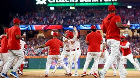 Phillies-Red Sox game ends in strangest way possible