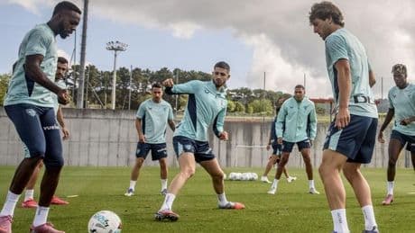 Sancet vuelve a entrenar con el grupo y acelera su recuperación