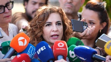 María Jesús Montero retoma su agenda tras varios días desaparecida durante la firma del pacto del cupo catalán