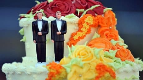 LGBTQ bookstore to hold ‘wedding marathon’ amid SCOTUS hearing on same-sex marriage