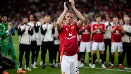 Man Utd star retires from football to become third major departure at Old Trafford