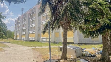 Plattenbau in Weißenfels | Die »Nr. 1 der Wohnprivatisierung«