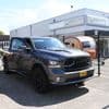 Een te grote auto? Dan mag je in deze gemeente niet meer parkeren na 18.00 uur, ook niet op je eigen oprit