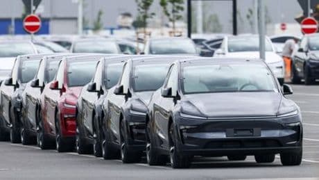 Tesla-Aktie: Kursverlust nach Streit zwischen Elon Musk und Donald Trump