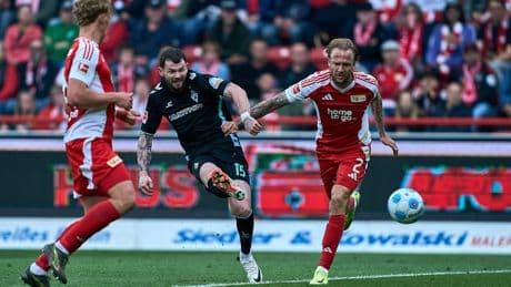Feiern und Pfiffe - Kuriose Szenen zwischen Burke und Union-Fans