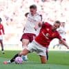 Arsenal komt goed weg op Old Trafford en wint kraker tegen Manchester United