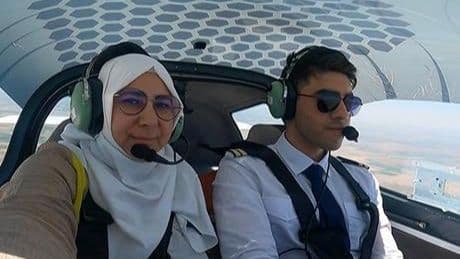 Konyalı anne oğluyla aynı kokpitte: Ona 'ders çalış' demektense kendim ders çalıştım
