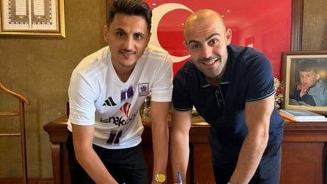 Mustafa Pektemek'in 2. Lige imza! Yeni takımı şaşırttı...