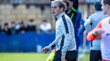Natxo González no seguirá en el Amorebieta