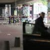 Angriff vor Bar in Bielefeld: Polizei fahndet mit Bild nach 35-jährigem Tatverdächtigen