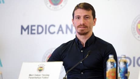Mert Hakan Yandaş: "Maalesef dünya üzerinde bu sakatlığı yaşayıp futbola dönen oyuncu sayısı 1 ya da 2"